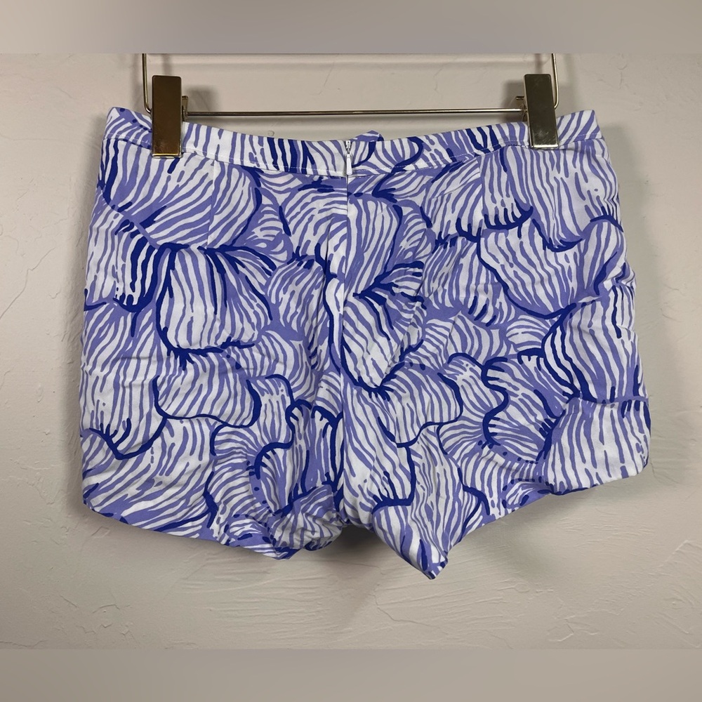 Lilly Pulitzer Sonya Rayon House Of Nemo Shorts White Palm Tree Fronds Size 2 - Picture 2 of 6